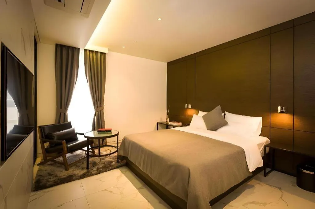 Trang Blue Hotel Soul